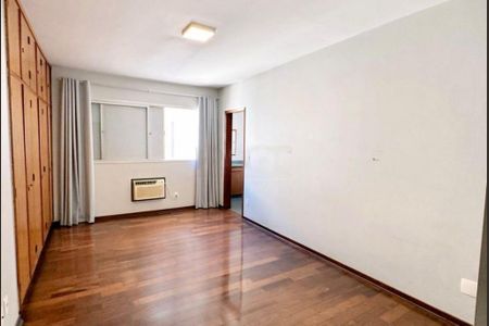 Apartamento à venda com 4 quartos, 278m² em Cambuí, Campinas