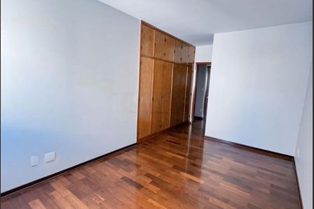 Apartamento à venda com 278m², 4 quartos e 5 vagas