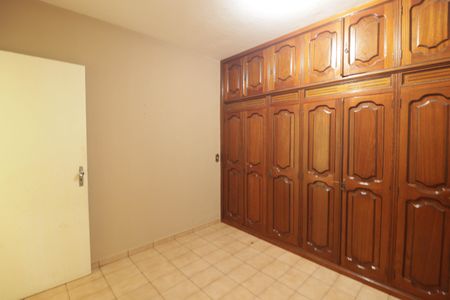 Casa à venda com 104m², 2 quartos e 3 vagasQuarto