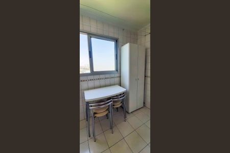 Apartamento à venda com 64m², 2 quartos e 1 vagaÁrea de Serviço