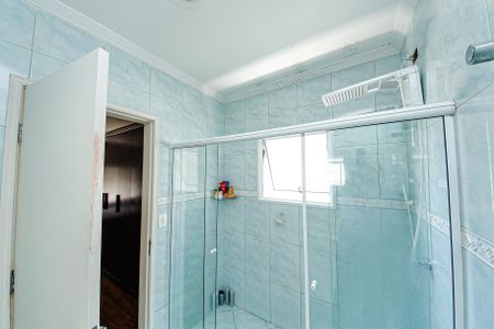 Casa à venda com 230m², 4 quartos e 4 vagasBanheiro Suíte