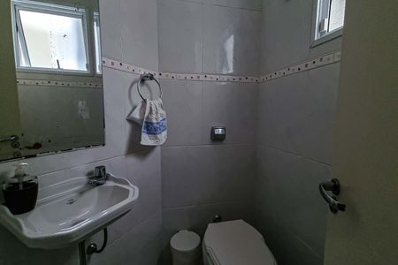 Casa à venda com 230m², 4 quartos e 4 vagasLavabo 3