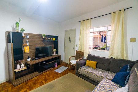 Casa à venda com 200m², 2 quartos e 1 vagaSala