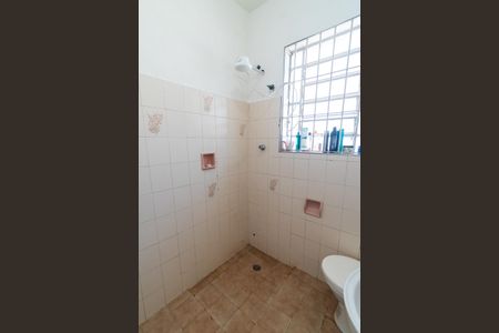 Casa à venda com 200m², 2 quartos e 1 vagaBanheiro Detalhe