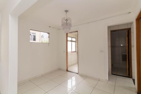 Apartamento à venda com 56m², 2 quartos e 1 vaga Apartamento à venda com 56m², 2 quartos e 1 vagaSala de Jantar