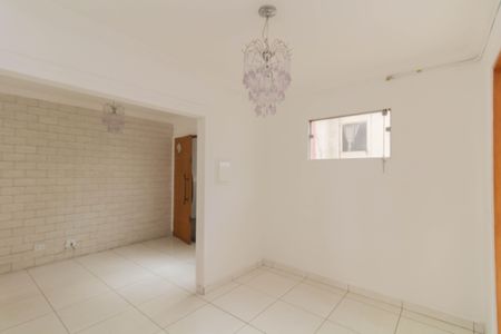 Apartamento à venda com 56m², 2 quartos e 1 vaga Apartamento à venda com 56m², 2 quartos e 1 vagaSala de Jantar