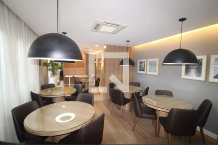 Apartamento à venda com 42m², 2 quartos e sem vagaÁrea comum