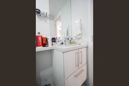 Apartamento à venda com 42m², 2 quartos e sem vagaBanheiro