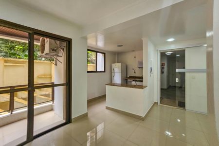 Apartamento para alugar com 95m², 2 quartos e 1 vaga Apartamento para alugar com 95m², 2 quartos e 1 vagaÁrea comum