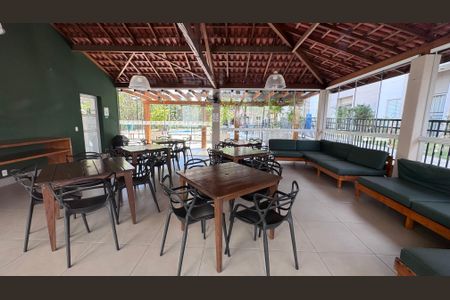 Apartamento para alugar com 46m², 2 quartos e 1 vaga Apartamento para alugar com 46m², 2 quartos e 1 vagaÁrea comum - Salão de festas