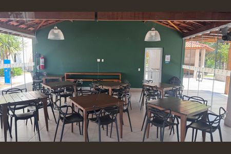 Apartamento para alugar com 46m², 2 quartos e 1 vaga Apartamento para alugar com 46m², 2 quartos e 1 vagaÁrea comum - Salão de festas