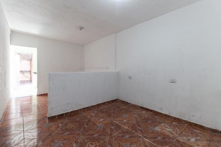 Sala 2 de casa para alugar com 4 quartos, 120m² em Conjunto Residencial José Bonifácio, São Paulo
