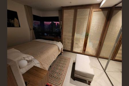 Apartamento à venda com 3 quartos, 105m² em Vila Olímpia, São Paulo