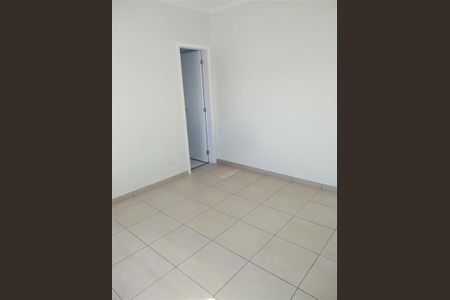 Casa à venda com 3 quartos, 129m² em Jardim Luanda, São Paulo