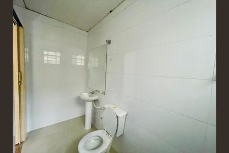Banheiro de kitnet/studio para alugar com 1 quarto, 30m² em Cidade Brasil, Guarulhos