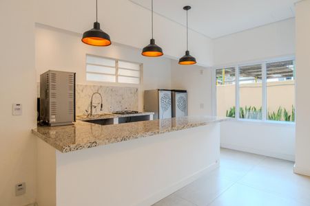 Apartamento à venda com 49m², 1 quarto e sem vaga Apartamento à venda com 49m², 1 quarto e sem vagaÁrea comum - Salão de festas