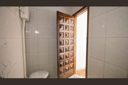 Casa para alugar com 55m², 1 quarto e sem vagaBanheiro