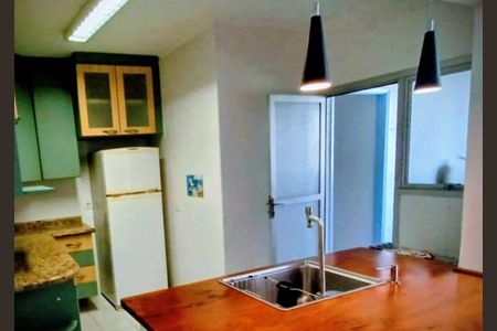 Cozinha de apartamento à venda com 3 quartos, 87m² em Sumaré, São Paulo