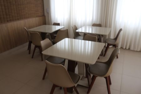 Apartamento à venda com 65m², 3 quartos e 2 vagasÁrea comum - Salão de festas