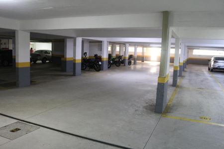 Apartamento à venda com 65m², 3 quartos e 2 vagasGaragem