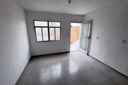 Sala de casa para alugar com 1 quarto, 70m² em Bar dos Cavaleiros, Duque de Caxias