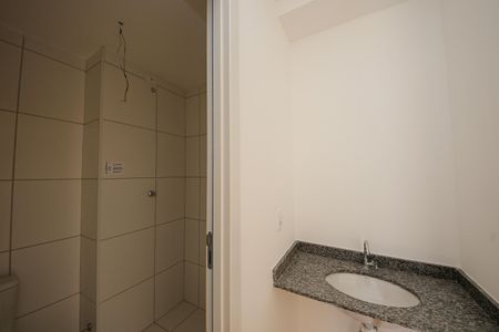 Apartamento para alugar com 48m², 2 quartos e sem vagaBanheiro