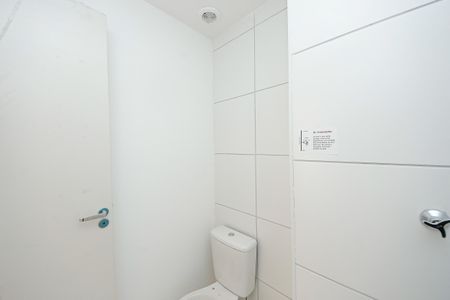 Apartamento para alugar com 48m², 2 quartos e sem vagaBanheiro