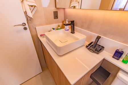 Apartamento à venda com 84m², 3 quartos e 2 vagasBanheiro da Suíte