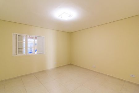 Casa para alugar com 60m², 1 quarto e 1 vaga Casa para alugar com 60m², 1 quarto e 1 vagaQuarto