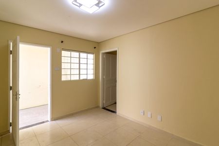 Sala de casa para alugar com 1 quarto, 60m² em Jardim Santo Antoninho, São Paulo