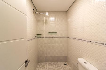 Casa para alugar com 60m², 1 quarto e 1 vaga Casa para alugar com 60m², 1 quarto e 1 vagaBanheiro