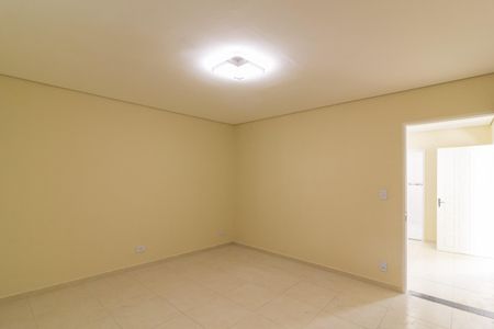 Casa para alugar com 60m², 1 quarto e 1 vaga Casa para alugar com 60m², 1 quarto e 1 vagaQuarto