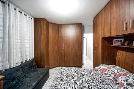 Casa à venda com 280m², 5 quartos e 2 vagasSuíte