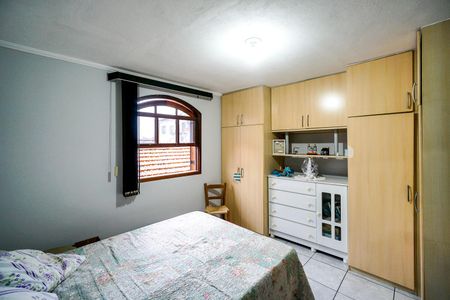 Casa à venda com 280m², 5 quartos e 2 vagasQuarto 02