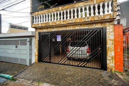 Casa à venda com 280m², 5 quartos e 2 vagasFachada