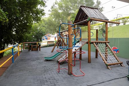 Apartamento para alugar com 62m², 2 quartos e 1 vaga Apartamento para alugar com 62m², 2 quartos e 1 vagaÁrea comum - Playground