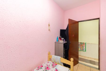 Casa à venda com 1m², 4 quartos e 1 vaga Casa à venda com 1m², 4 quartos e 1 vagaQuarto 2