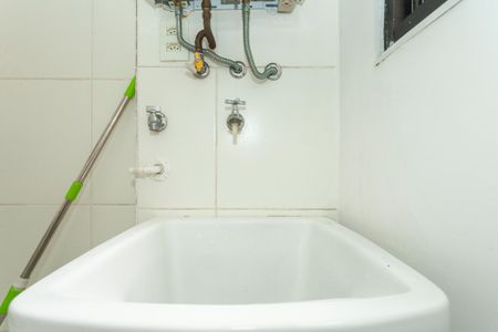 Apartamento para alugar com 68m², 3 quartos e 1 vagaÁrea de Serviço