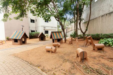 Apartamento para alugar com 68m², 3 quartos e 1 vagaÁrea comum - Playground