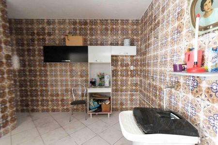 Casa à venda com 193m², 1 quarto e 3 vagas Casa à venda com 193m², 1 quarto e 3 vagasÁrea de Serviço