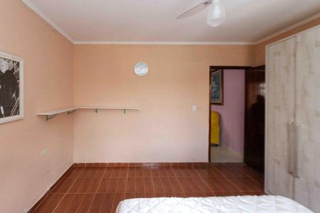 Casa à venda com 193m², 1 quarto e 3 vagas Casa à venda com 193m², 1 quarto e 3 vagasQuarto