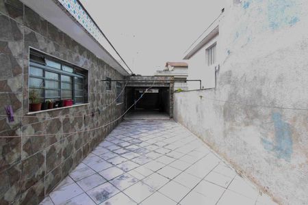 Casa à venda com 193m², 1 quarto e 3 vagas Casa à venda com 193m², 1 quarto e 3 vagasGaragem