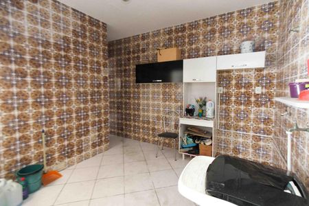 Casa à venda com 193m², 1 quarto e 3 vagas Casa à venda com 193m², 1 quarto e 3 vagasÁrea de Serviço
