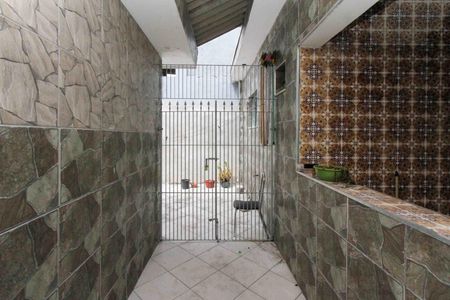 Casa à venda com 193m², 1 quarto e 3 vagas Casa à venda com 193m², 1 quarto e 3 vagasQuintal
