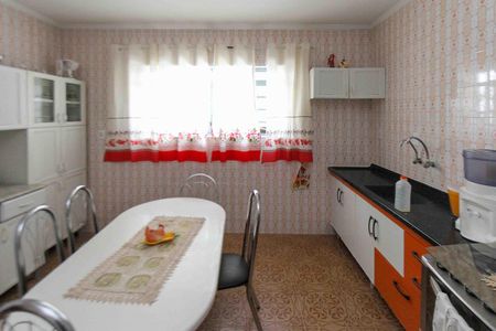 Casa à venda com 193m², 1 quarto e 3 vagas Casa à venda com 193m², 1 quarto e 3 vagasCozinha