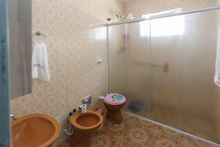 Casa à venda com 193m², 1 quarto e 3 vagas Casa à venda com 193m², 1 quarto e 3 vagasBanheiro