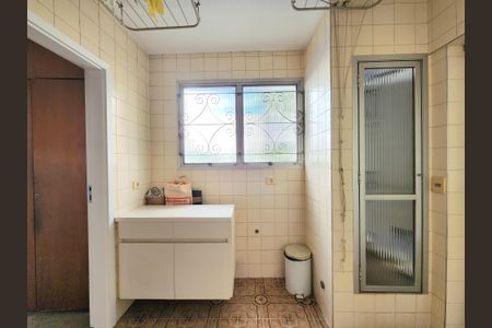 Apartamento à venda com 116m², 3 quartos e 1 vagaÁrea de Serviço