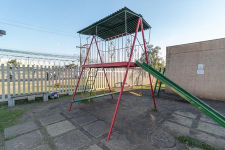 Apartamento para alugar com 42m², 2 quartos e 1 vaga Apartamento para alugar com 42m², 2 quartos e 1 vagaÁrea comum - Playground