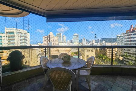 Apartamento para alugar com 180m², 4 quartos e 2 vagas Apartamento para alugar com 180m², 4 quartos e 2 vagasVaranda