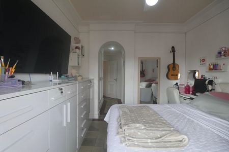 Apartamento para alugar com 180m², 4 quartos e 2 vagas Apartamento para alugar com 180m², 4 quartos e 2 vagasSuíte 2
